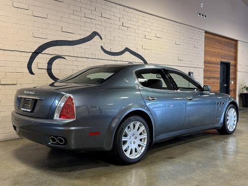2005 Maserati Quattroporte 