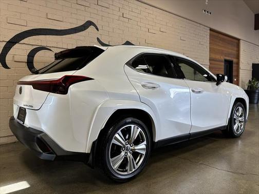 2023 Lexus UX 250h Base