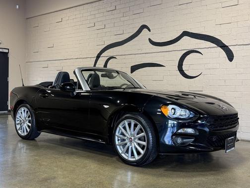 2017 FIAT 124 Spider Base