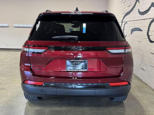 2023 Jeep Grand Cherokee Altitude