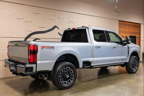 2023 Ford F-350 Platinum