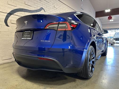 2023 Tesla Model Y Long Range Dual Motor All-Wheel Drive