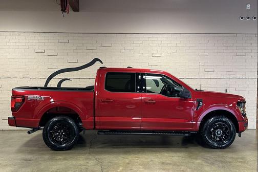 Rapid Red Metallic Tinted Clearcoat 2025 Ford F-150 XLT