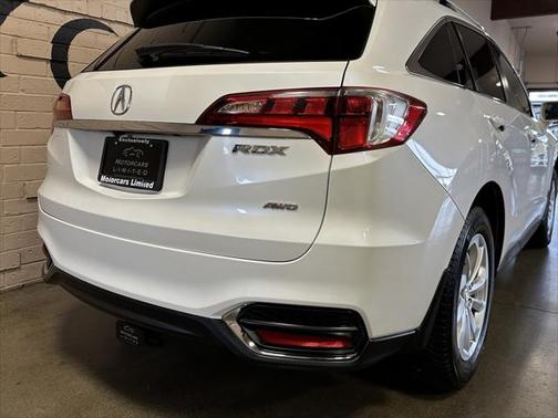 2016 Acura RDX Technology & AcuraWatch Plus Package