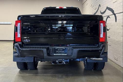 2025 Ford F-450 Platinum