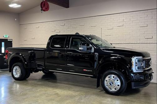 2025 Ford F-450 Platinum