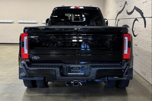 2025 Ford F-450 Platinum