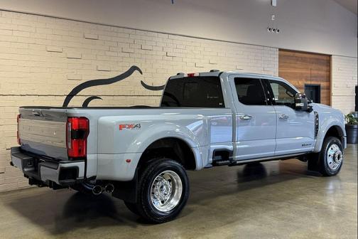2024 Ford F-450 Platinum