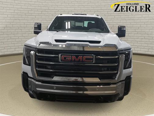2026 GMC Sierra 3500 SLT