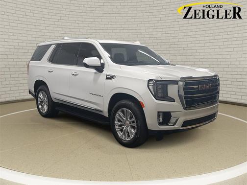 2023 GMC Yukon SLT