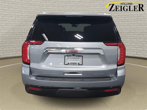 2024 GMC Yukon XL SLE