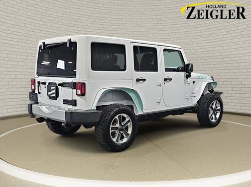 2018 Jeep Wrangler JK Unlimited Sahara