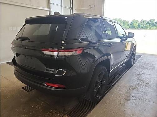 2023 Jeep Grand Cherokee Limited X