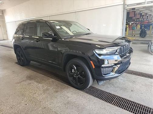 2023 Jeep Grand Cherokee Limited X