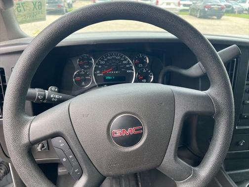 2023 GMC Savana 2500 Work Van