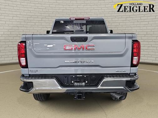 2024 GMC Sierra 2500 SLE