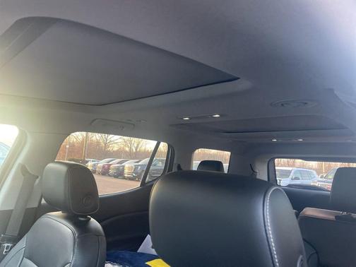 2019 GMC Acadia SLT-1