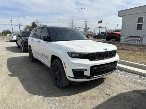 2023 Jeep Grand Cherokee L Summit Reserve