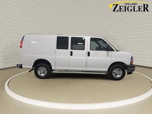 2023 Chevrolet Express 2500 RWD 2500 Regular Wheelbase WT