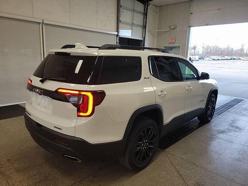 2023 GMC Acadia AWD SLE