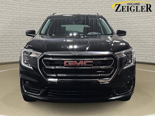2024 GMC Terrain AWD AT4