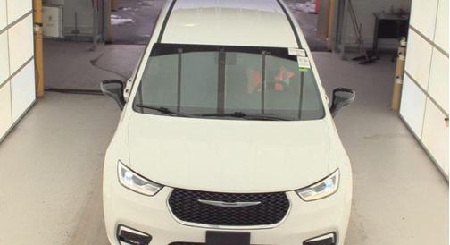 2025 Chrysler Pacifica L