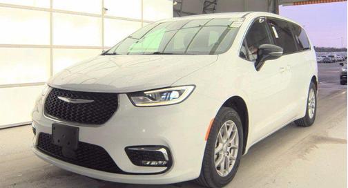 2025 Chrysler Pacifica L