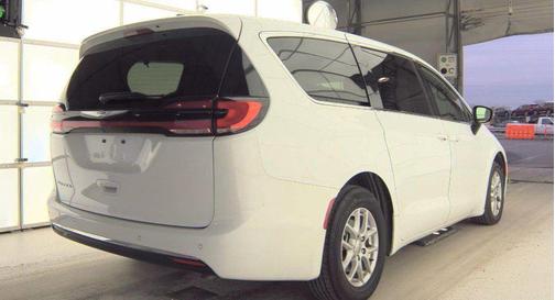 2025 Chrysler Pacifica L
