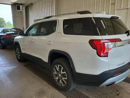 2023 GMC Acadia AWD SLE