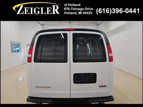 2023 GMC Savana 2500 Work Van