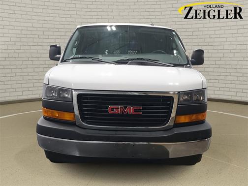 2023 GMC Savana 2500 Work Van