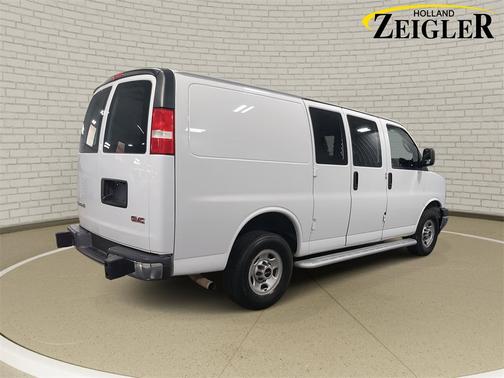 2023 GMC Savana 2500 Work Van