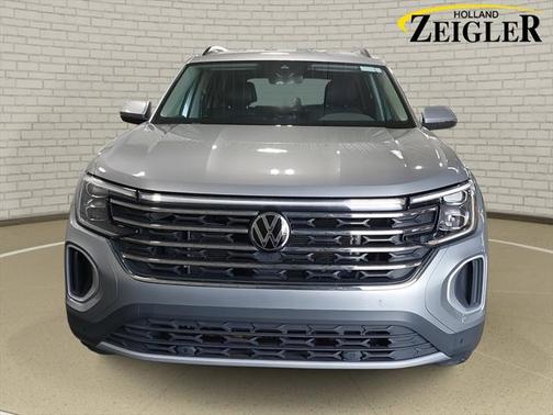 2024 Volkswagen Atlas 2.0T SE w/Technology 4MOTION