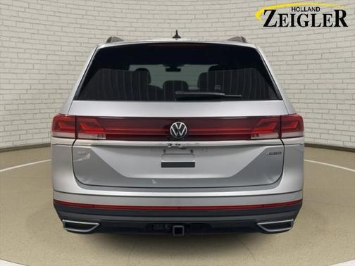 2024 Volkswagen Atlas 2.0T SE w/Technology 4MOTION