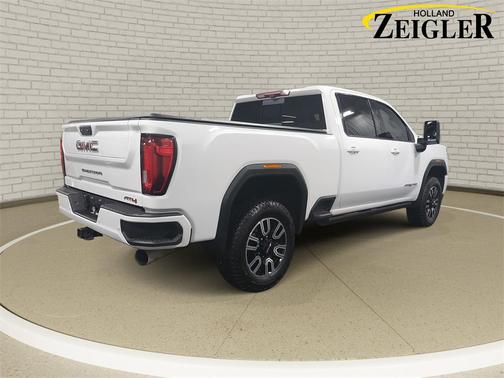 2023 GMC Sierra 2500 AT4