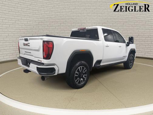 2023 GMC Sierra 2500 AT4