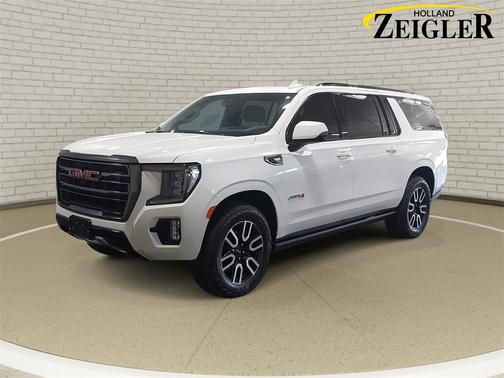 2023 GMC Yukon XL 4WD AT4