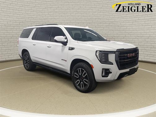 2023 GMC Yukon XL 4WD AT4