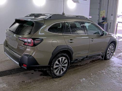 2024 Subaru Outback Touring