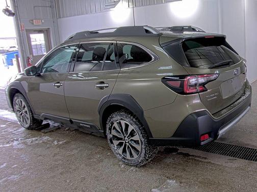 2024 Subaru Outback Touring