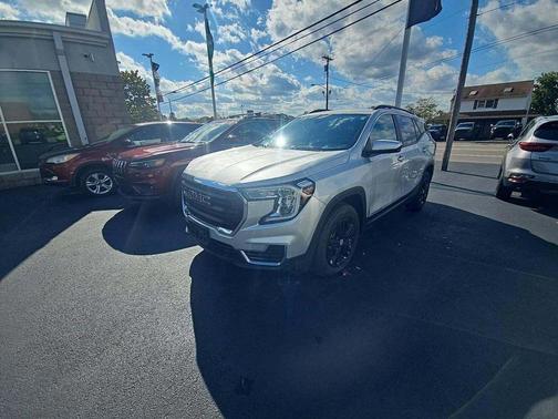 2022 GMC Terrain SLE