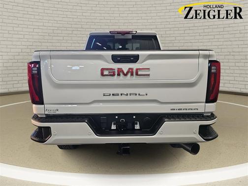 2025 GMC Sierra 2500 Denali