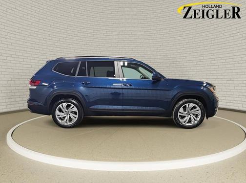 2022 Volkswagen Atlas 3.6L SE w/Technology