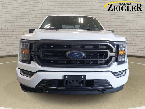 White 2021 Ford F-150 XLT