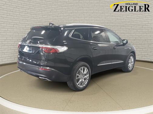 2023 Buick Enclave Essence AWD