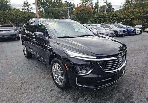2023 Buick Enclave Essence AWD
