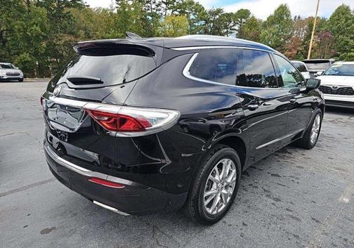 2023 Buick Enclave Essence AWD
