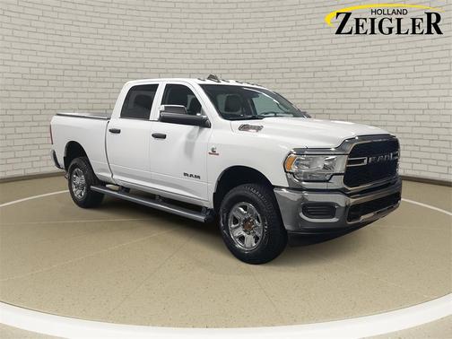 2020 RAM 2500 Tradesman Crew Cab 4X4 6'4' Box
