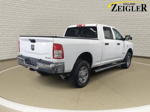 2020 RAM 2500 Tradesman Crew Cab 4X4 6'4' Box