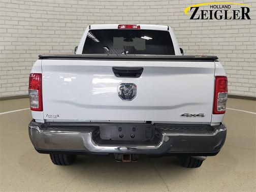 2020 RAM 2500 Tradesman Crew Cab 4X4 6'4' Box